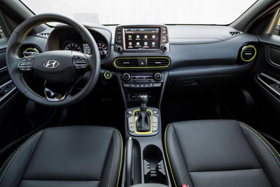 Торпедо Hyundai Kona 2018 года  (NA) (фото 36 из 87)